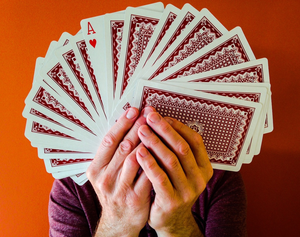 Oryginalny sposób na rozrywkę? Karty do gry z własnym nadrukiem!